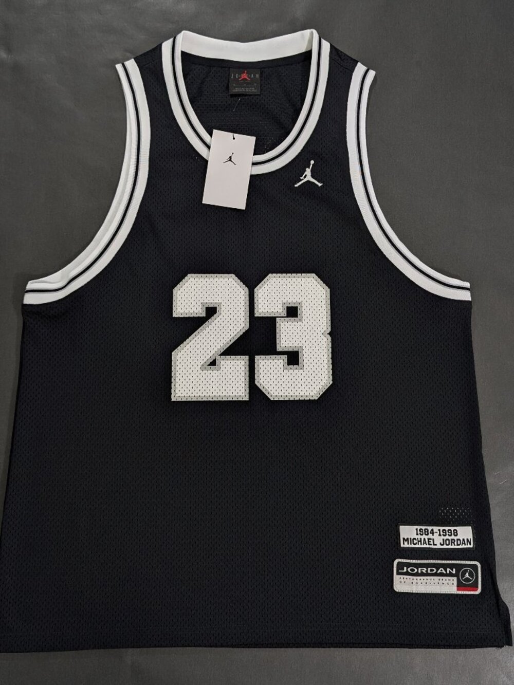 Nike Air Jordan Essentials Chicago Bulls Jersey HF9375 010 Men’s Size M